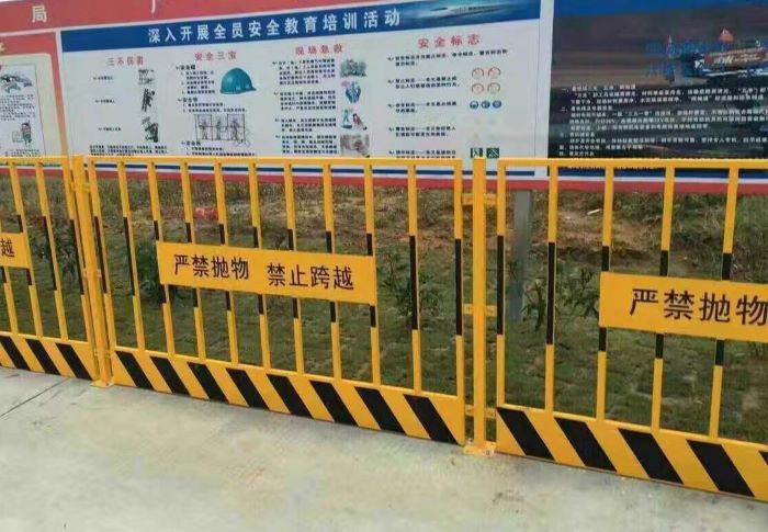 施工防護欄-03